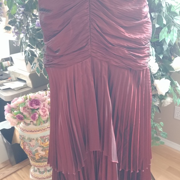 XCITE PROM GOWN SHIMMERING RED//BURGANDY SZ 12 - Picture 3 of 7